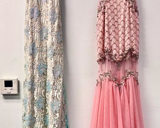 Prom / homecoming dresses and gowns