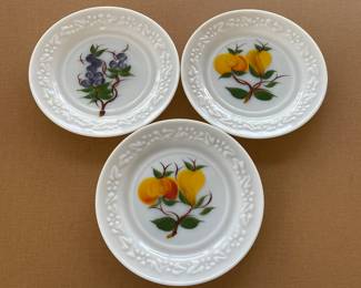 Vintage Hazel Atlas Milk Glass Hand Painted Fruit Dinner Plates