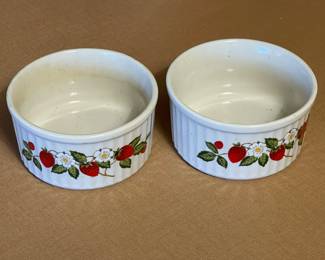 Vintage Sheffield Strawberries ‘N Cream Stoneware Ramekins