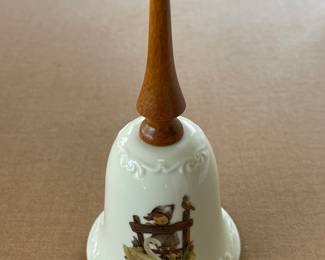 Vintage Hummel Bell Feathered Friends