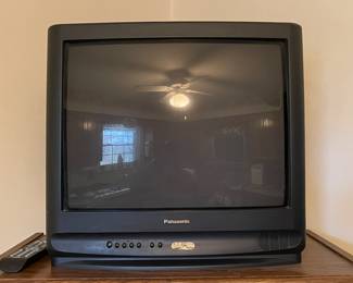 Panasonic TV w/ Remote