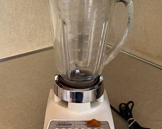Vintage Sunbeam 8-Speed Blender