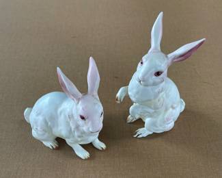 Vintage Lefton Bunny Set
