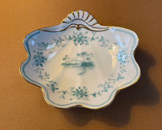 Vintage Porcelain Shell Shaped Decorative Plate