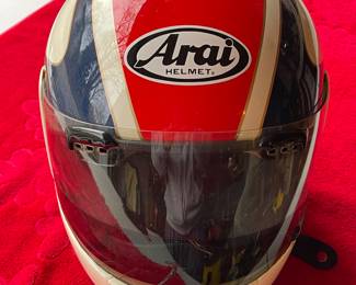 Arai Motorcycle Helmet — Does Not Appear to Have Been Dropped/Damaged