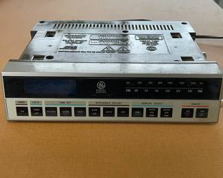 Vintage GE Spacemaker Kitchen Companion Model 7-4220A