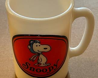 Vintage Avon Snoopy Milk Glass Mug