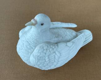 Vintage Andrea Porcelain Dove Trinket Box