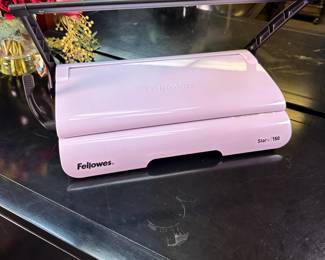 Fellows Star 150 manual comb binding machine, excellent condition