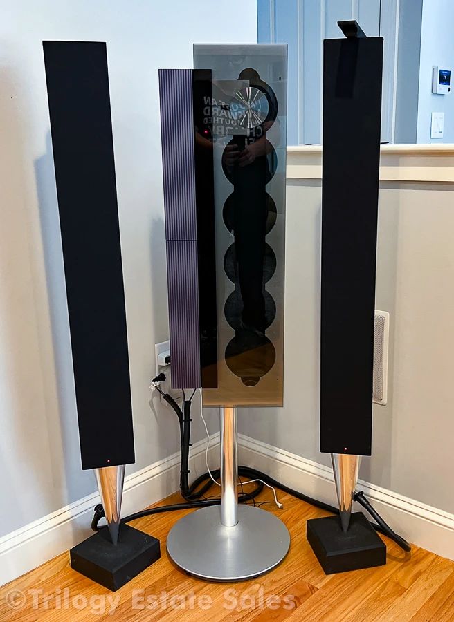Bang & Olufsen Beosound 9000 Tower Stereo With Stand Remote Owners Manual And B&O Beolab 8000 Speakers