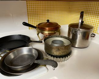 Copper and stainless cookware