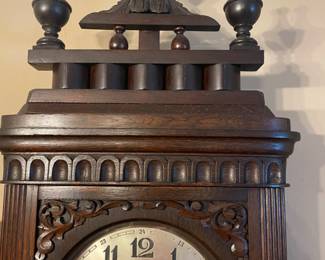 Antique wall clock, working condition 