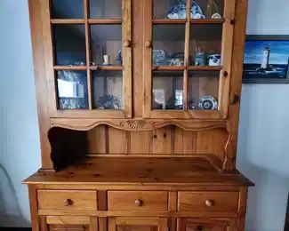 American Heritage Hutch