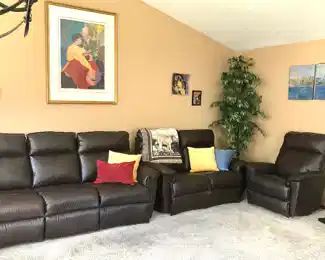 Lazy Boy Recling Sofa, Reclining Love Seat, Recliner