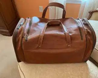 $100 Hartmann leather brown travel bag 20x13x1'H