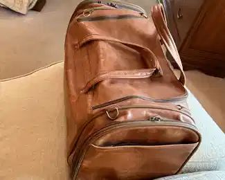 $100 Hartmann leather brown travel bag 20x13x1'H