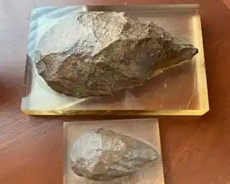 $100 	
Small fossils set of 2 - lge 5x7 & sm 3Wx4L	