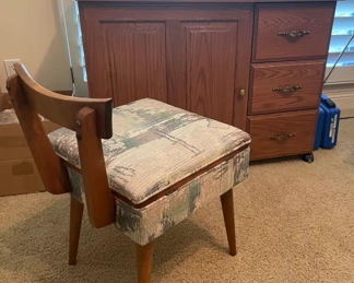 $350 	
#5 Bernina Artista 180 sewing & embroidery machine withtable & chair 