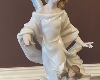 $350 	
#18 RARE Lladro Guardian angel #06532 La Guarda	24x10	