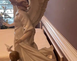 $350 	
#18 RARE Lladro Guardian angel #06532 La Guarda	24x10	