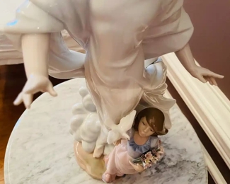 $350 	
#18 RARE Lladro Guardian angel #06532 La Guarda	24x10	