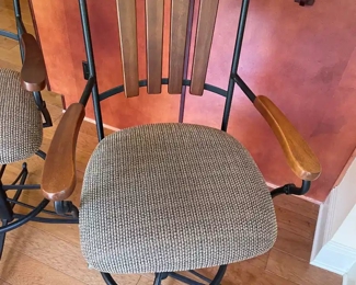 $120 	
#15 Pair of barstools 20wx17x40h		