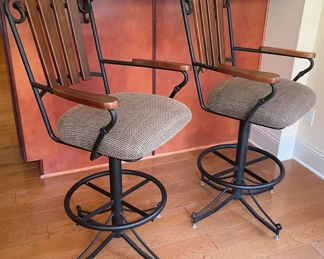 $120 	
#15 Pair of barstools 20wx17x40h		