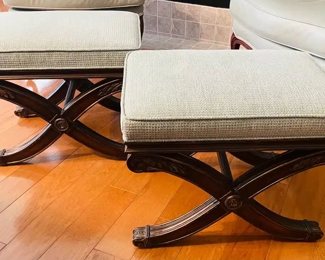 $200 	
#17 Pair of Ethan allen benches cross stretchers 	24x18x19		