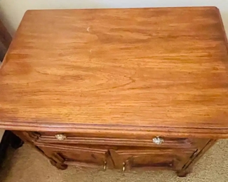 $350 	
#35 French Provencal King bedroom set - King bed  				with tempupedic mattress & #36night stands 26x17x24	