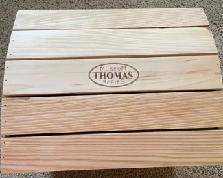 $46 
#52 Thomas Museum serie 2 Boxes Christmas Ornaments 