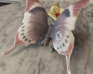 $60 	
#56 Lladro A moment Rest Butterfly with box	