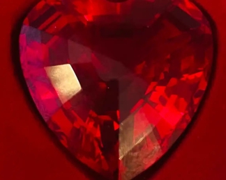 $70 	
#62 Swarovski 2 hearts paperweights with box 		