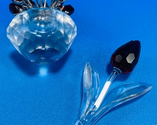 $48 	
#79 Swaroski red roses Anniversary Ed. 2002	