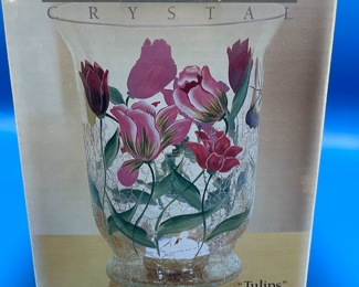 $14 	
#82 hanpainted small vase 	