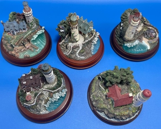 $50 	
#84 Lot of 5 ligh thouses 