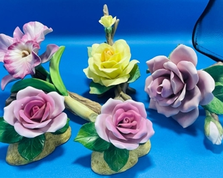 #114 - $40 - Set of 5 Andrea flowers 