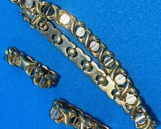 #96 $400 - 14kt turkey yellow gold bracelet & 2 rings-  ring size 7, total 17.68 grams - marked 14kt turkey