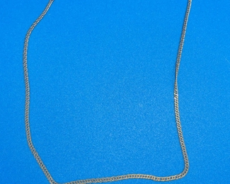 #147 - $150 - 18kt gold open link chain 20"L - 5.59 gr