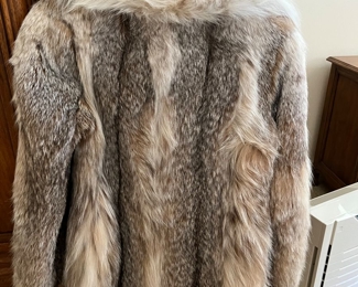 $700 #152 Canadian Lynx Jacket sz 8 