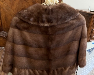 #153 - $200 Vintage brown mink cape 