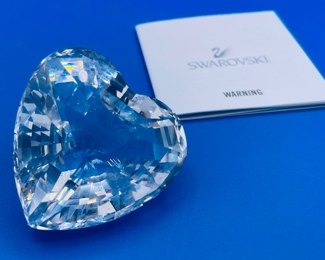 #158- $20  Swarovski heart paperweight 