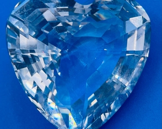 #158- $20  Swarovski heart paperweight 