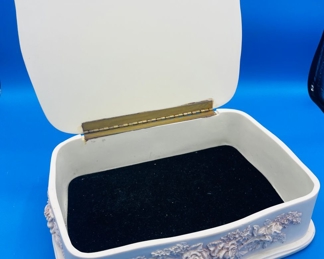 #171 - $36 Incolay jewelry box 12"x8" 