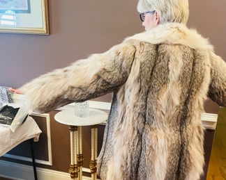 $700 #152 Canadian Lynx Jacket sz 8 