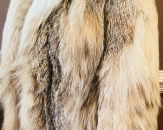 $700 #152 Canadian Lynx Jacket sz 8 