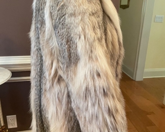 $700 #152 Canadian Lynx Jacket sz 8 