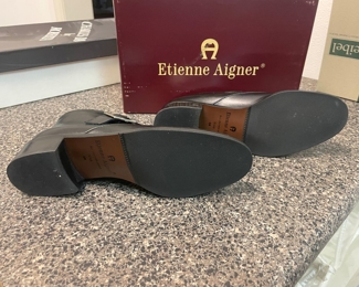 #178 - $26 Etienne Aignier anckle boots sz 8 