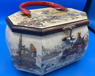 #180 - $50 Vintage Dum Ditty purse winter scene decal 