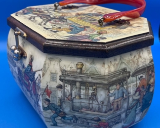 #180 - $50 Vintage Dum Ditty purse winter scene decal 