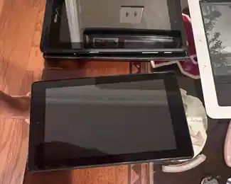 Tablets & phones